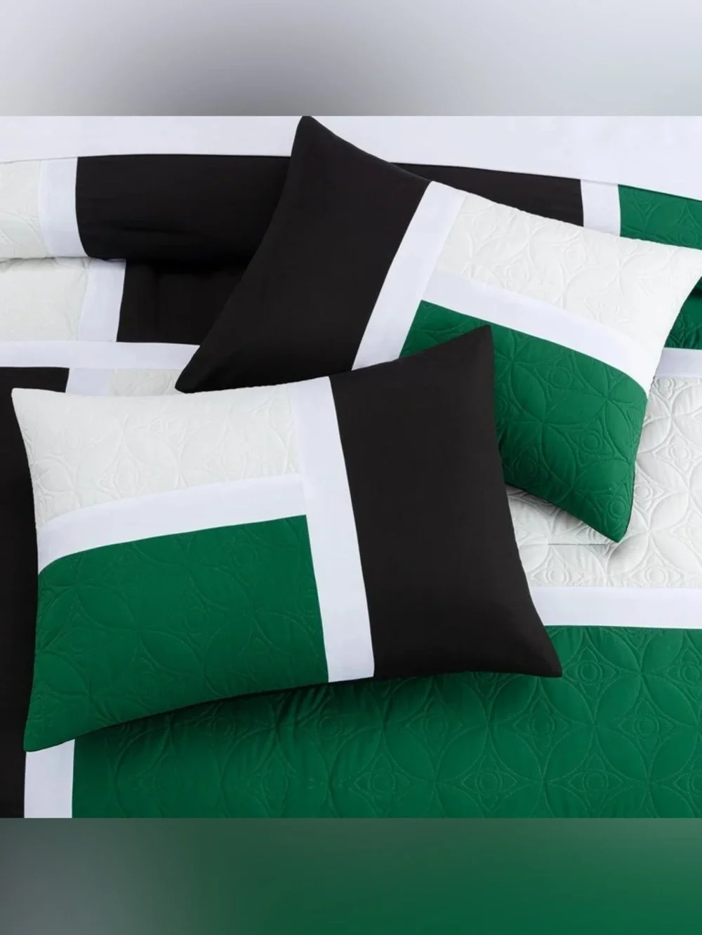Green and Black Geometric Quilt 3 piece Queen Comforter Set